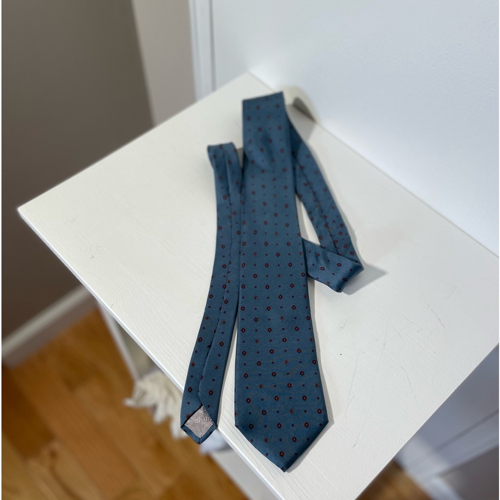 CHRISTIAN DIOR 100% silk Mens tie